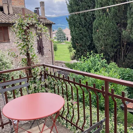 Isola Di Circe Assisi - A 50m Dalla Basilica Apartment